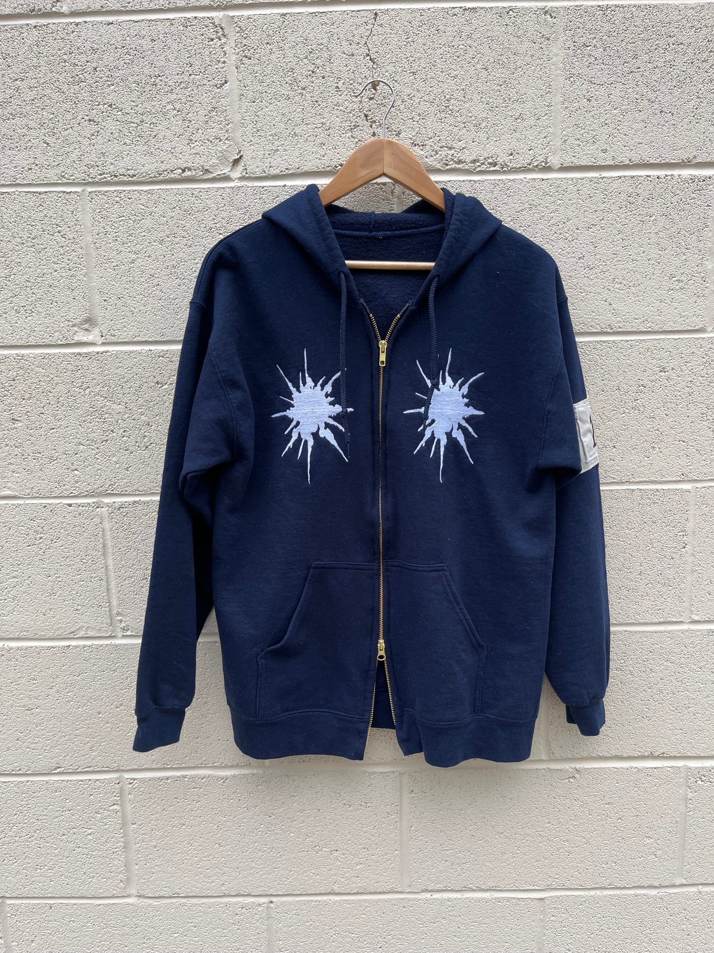 BLUE PILL ZIP UP